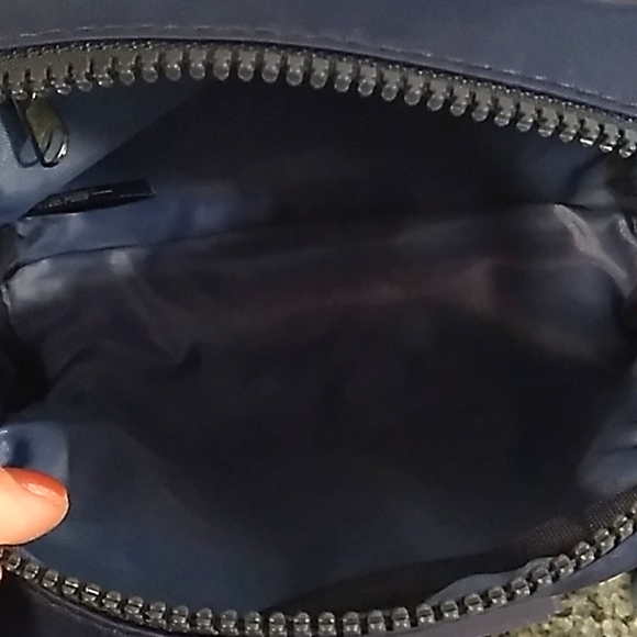 NAUTICA Net Detail Crossbody Bag - Picture 11 of 12